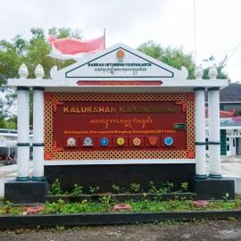 PAPAN NAMA DANAIS